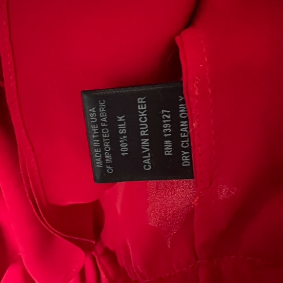 Calvin Rucker Be Near Me Cold Shoulder Ruffle Top - Picture 8 of 9